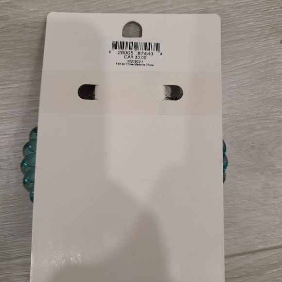 Etereo Turquoise Hoop Earings - Picture 3 of 3